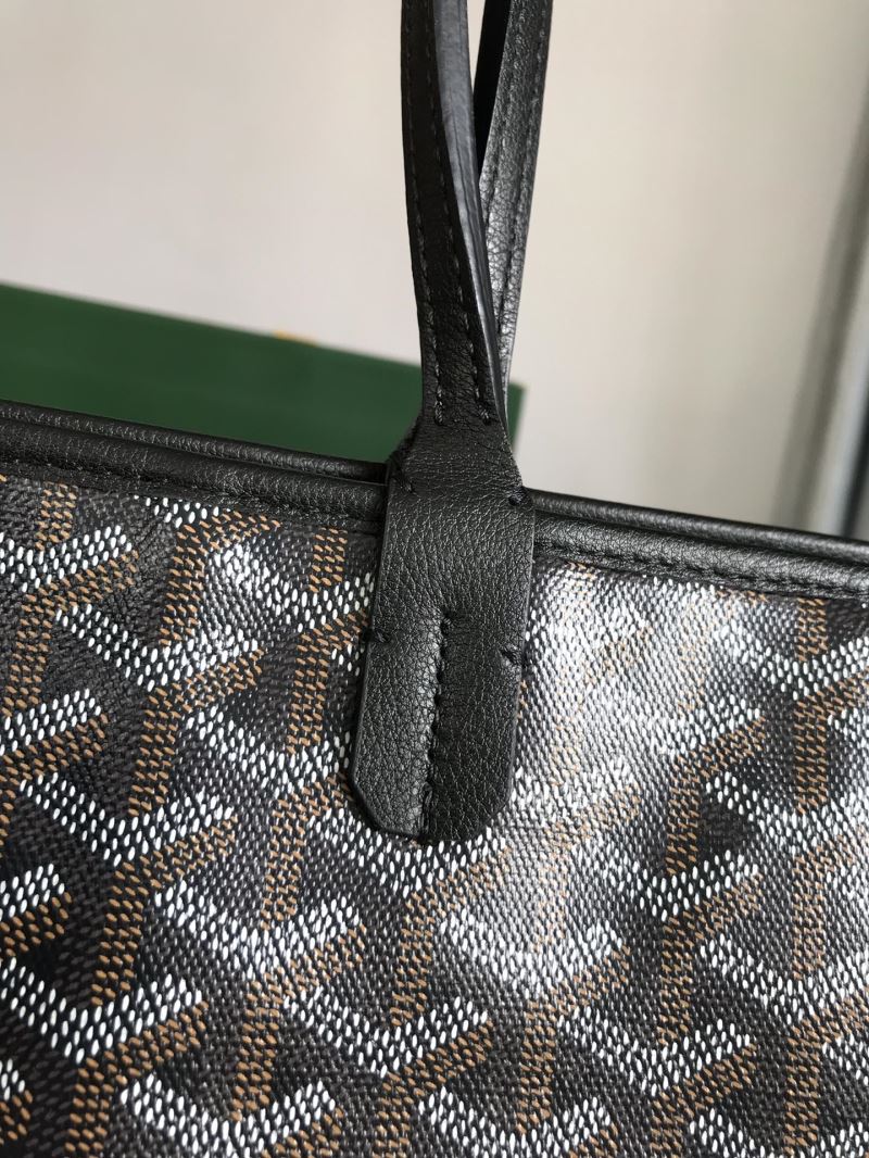 Goyard Shopping Bags